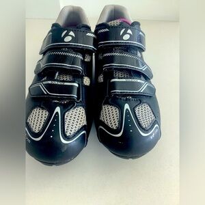 Bontrager Solstice Women's Cycling Spin Shoes Shimano sm-sh51 Spd cleats US 8.5